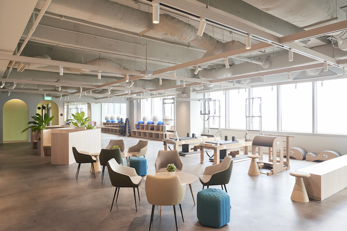 Minimalist coworking space in singapore