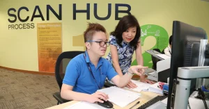 UOB company logo photo, united overseas bank 