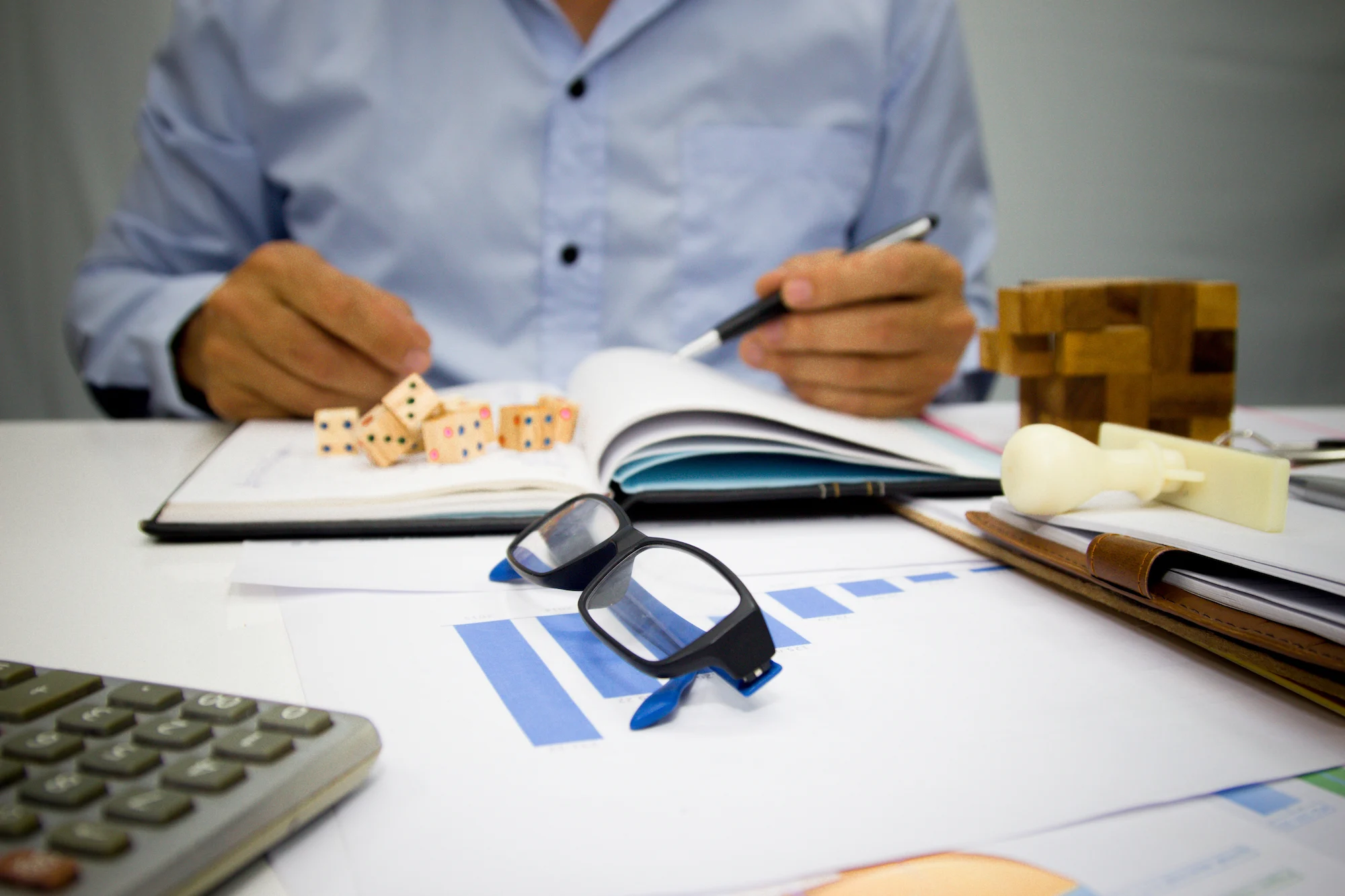 Notebook and planner image representing job prep